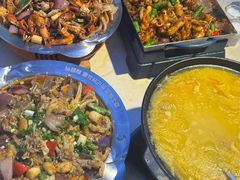 -休记光头香辣蟹干锅(绵竹店)