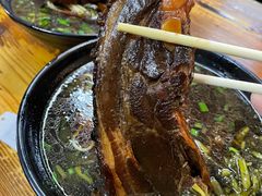 -小龙大肉面馆