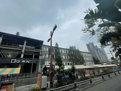-成都东郊记忆理工大学轻居酒店