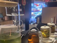 -涨巢·潮玩水疗局