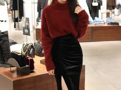 -URBAN REVIVO(高德置地广场·春广场店)