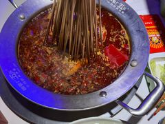 -钢管厂五区小郡肝串串香(奥克斯广场锦城万达店)