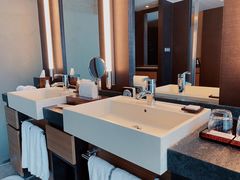 -上海外滩茂悦大酒店