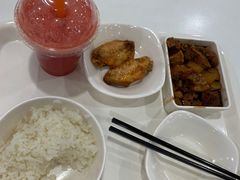 -浦东图书馆读者餐厅