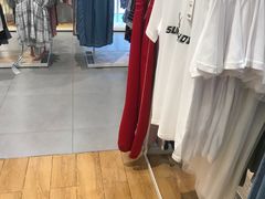 -hotwind热风(世纪东方广场店)