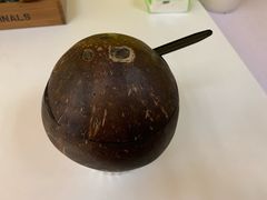 -志龙皇冠吃货椰子铺