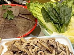 -乡土黄·鲜牛肉火锅·小龙虾(兴业街店)