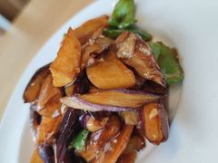 -关东小磨东北菜(上海长风大悦城店)