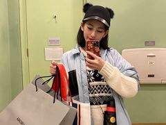 -BALENCIAGA(比斯特苏州购物村店)