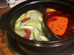 -牛小嫩串串火锅(老国贸总店)