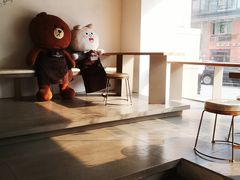 -顶东面包花园·生日蛋糕(世博店)