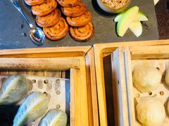 鸭肝酱伴葱油饼-杭州西子湖四季酒店·金沙厅