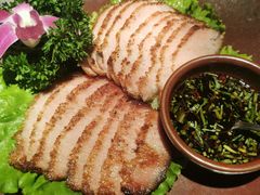卡拉山火塘烧肉-花马天堂云南餐厅 Lost Heaven(外滩店)