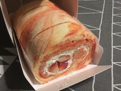 红丝绒草莓卷-卷时·瑞士卷·生日蛋糕(大望路店)