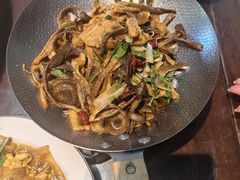 -鲁南仔·滕州炒鸡(经三路店)