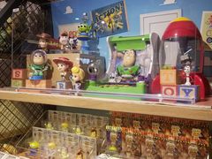 -泡泡玛特POPMART(崇文门国瑞城店)
