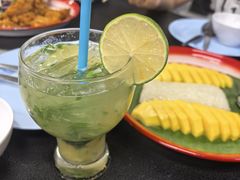 -Kat's Kitchen