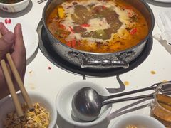 -七欣天香辣蟹火锅(闵行浦江欢乐颂店)