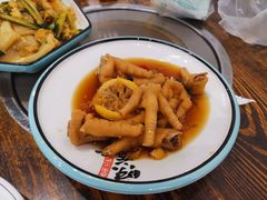 柠檬泡椒鸡爪-金刚小龙虾