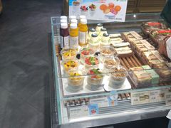 面包甜点陈列柜-多乐之日(和平伊势丹店)