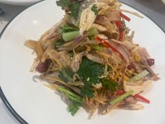 -江渔儿酸菜鱼(奥园广场金发购物中心店)