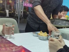 -葛尼沙印度餐厅 (镇明路店)