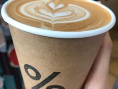 热的咖啡拿铁-% Arabica(京都东山店)