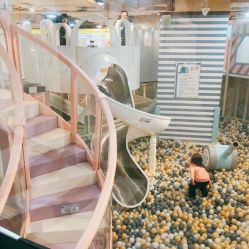 -多多淘儿童体验中心(重庆来福士店)