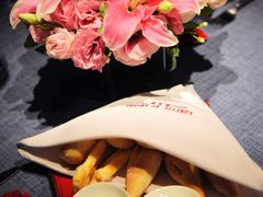 -弦月窗LUNETTE BY AMANDA(复兴路店)