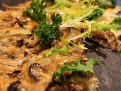 黑松露野菌脆薄饼-汐TIDE融合西餐吧