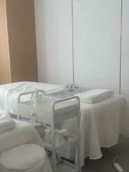 -康美贞·痘肌养护管理中心