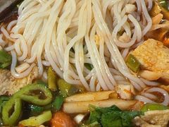-柳州肥姨妈大骨螺蛳粉(沙河店)
