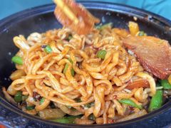 -金扁豆酱肉焖面