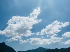 -百里峡七彩艺术小镇