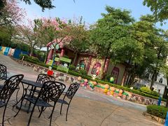 -史努比缤纷世界