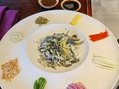 鱼皮捞起-申粤轩酒楼·三十年粤菜经典(丁香花园店)