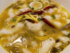 一碗情深酸菜巴沙鱼-偏偏喜欢你(国瑞购物中心店)