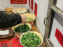 -柳州肥姨妈大骨螺蛳粉(万达中心店)