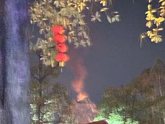 -森波拉火山温泉