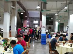 大堂-标记美食新鲜猪杂(兴南大道店)