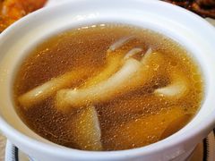 蘑菇汤-京食源烧鸽子
