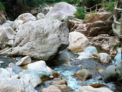 -鄣山大峡谷