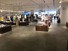 -URBAN REVIVO(北京大兴凯德MALL店)