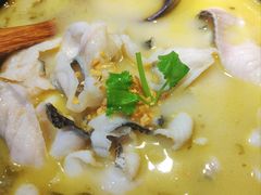 -九锅一堂酸菜鱼(学府凯德店)