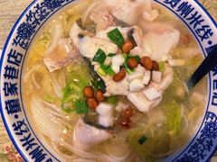 水煮鱼米线-贵州米线(童家巷店)