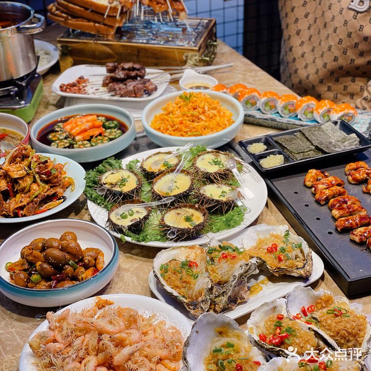 大连本地人都会常去的海鲜烧烤店——红码头！