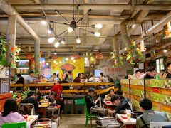 大堂-钢管厂歆瑞源油卤串串香(春熙路太古里店)