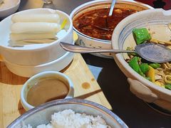 -老滇山寨•云南特色菜•地方菜•民族风情歌舞表演(金碧店)