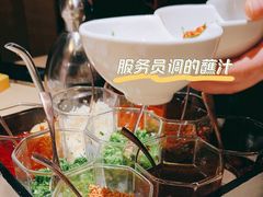 -余欢领鲜火锅(新街口店)