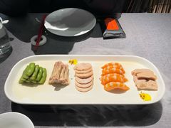 -HOMES上海本帮菜(襄阳公园店)